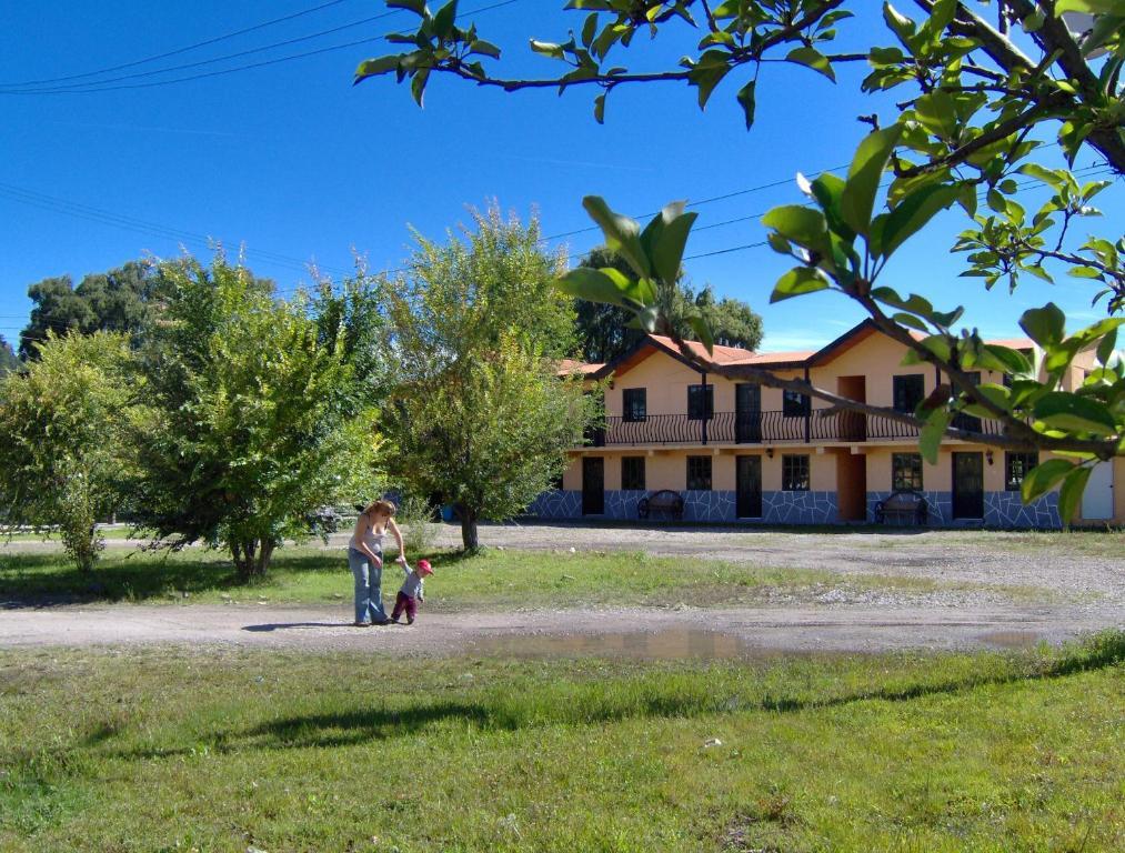 Hotel Hacienda Bustillos Creel Esterno foto
