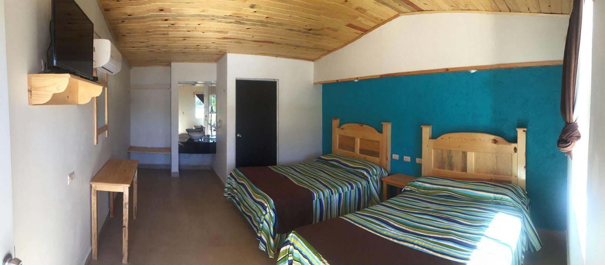Hotel Hacienda Bustillos Creel Esterno foto