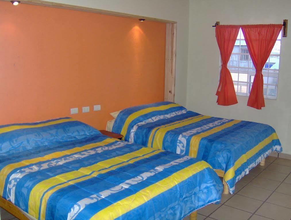 Hotel Hacienda Bustillos Creel Esterno foto